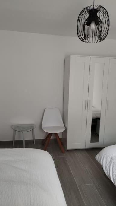 Apartamento Moderno A 1Km De Granada Luaran gambar